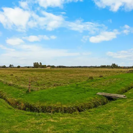 Lanica - 150m From The Sea By Interhome Nyaraló *