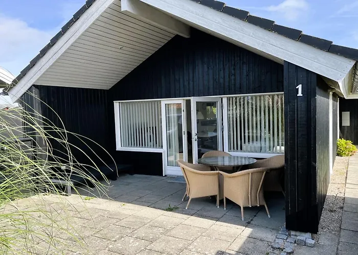 Lanica - 150m From The Sea By Interhome Mesinge