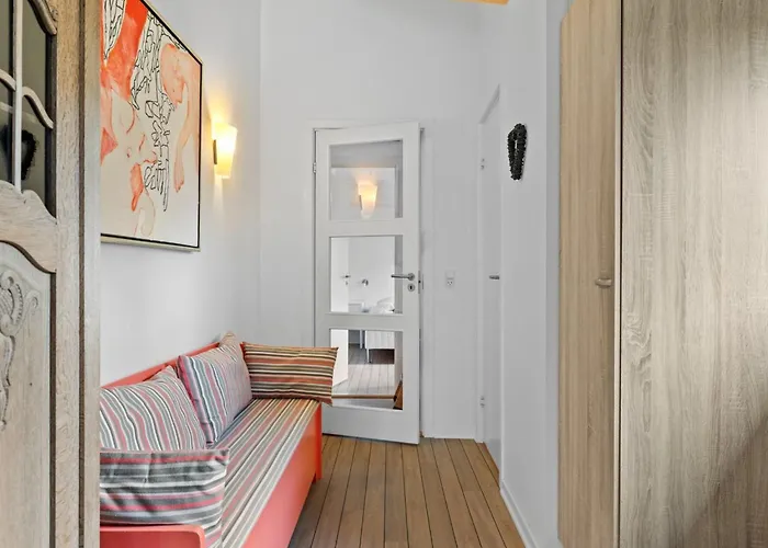 Lanica - 150m From The Sea By Interhome *